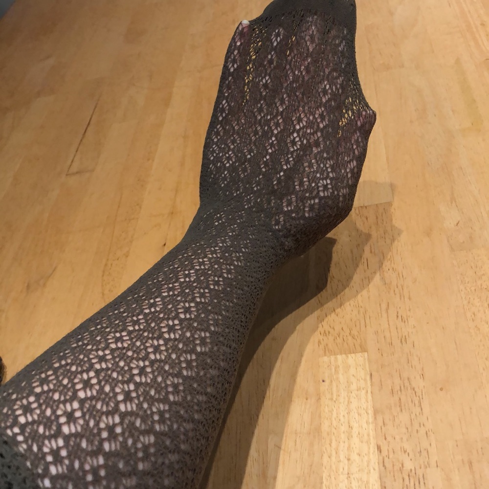 ❤️ 2/$12 - Olive Green Patterned Panty Hose